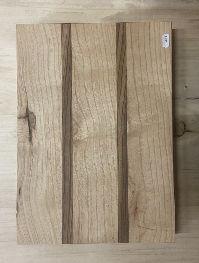 Snij/serveer/hapjes plank van essen hout met zebrano